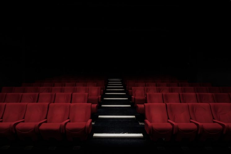 映画館の座席シート